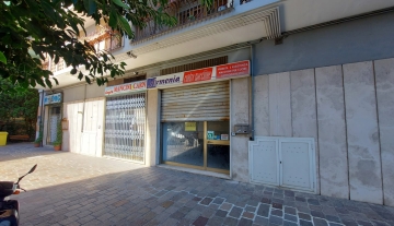localicommercialiviag23n515307jpeg.jpeg
