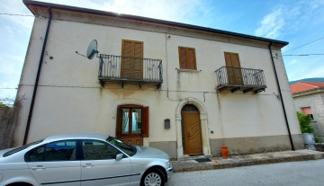 sessano-molise-via-roma-45.jpg