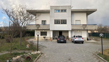villasantamariadeforascb35jpeg.jpg