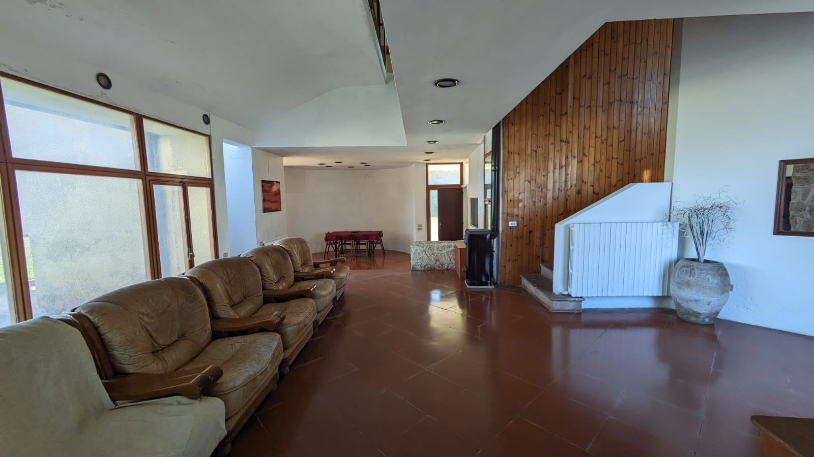 villacarlomagno06jpg.jpg